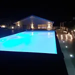 Pensión Infinity ∞ *